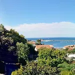 Le Cèdre Bleu Maison d'hôtes